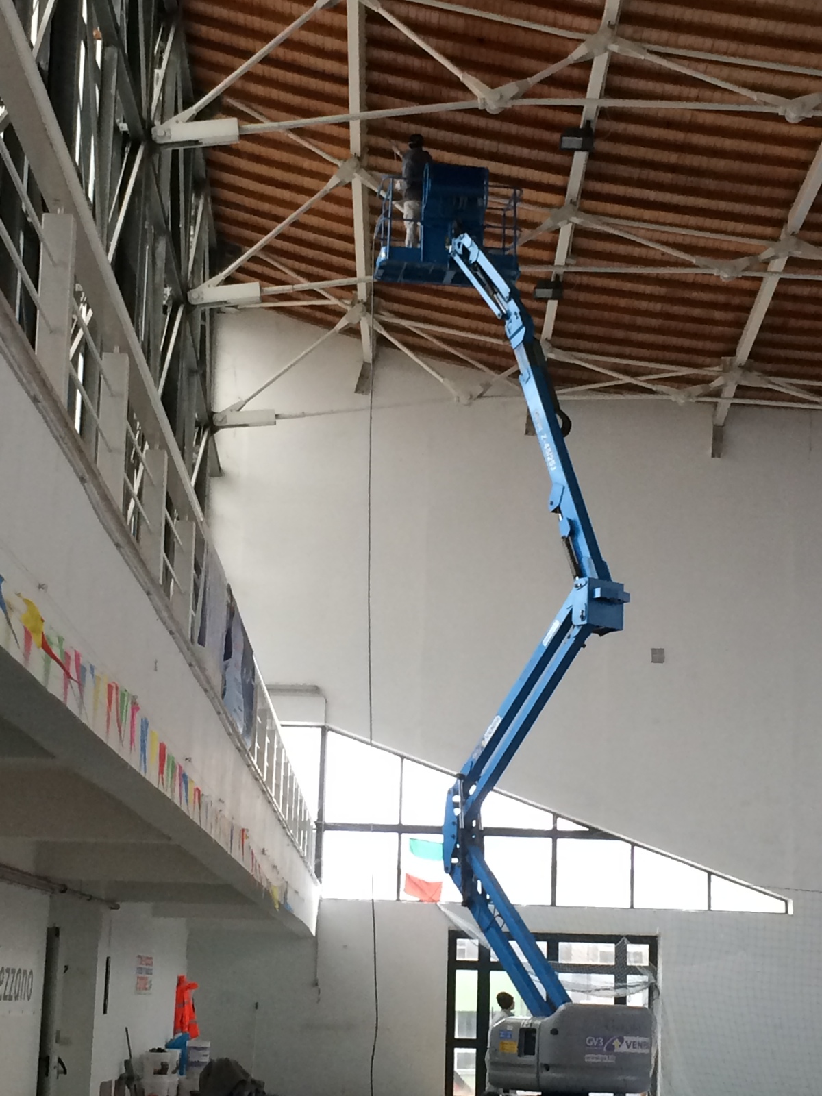 Palestra attigua alla Scuola “Vivenza”